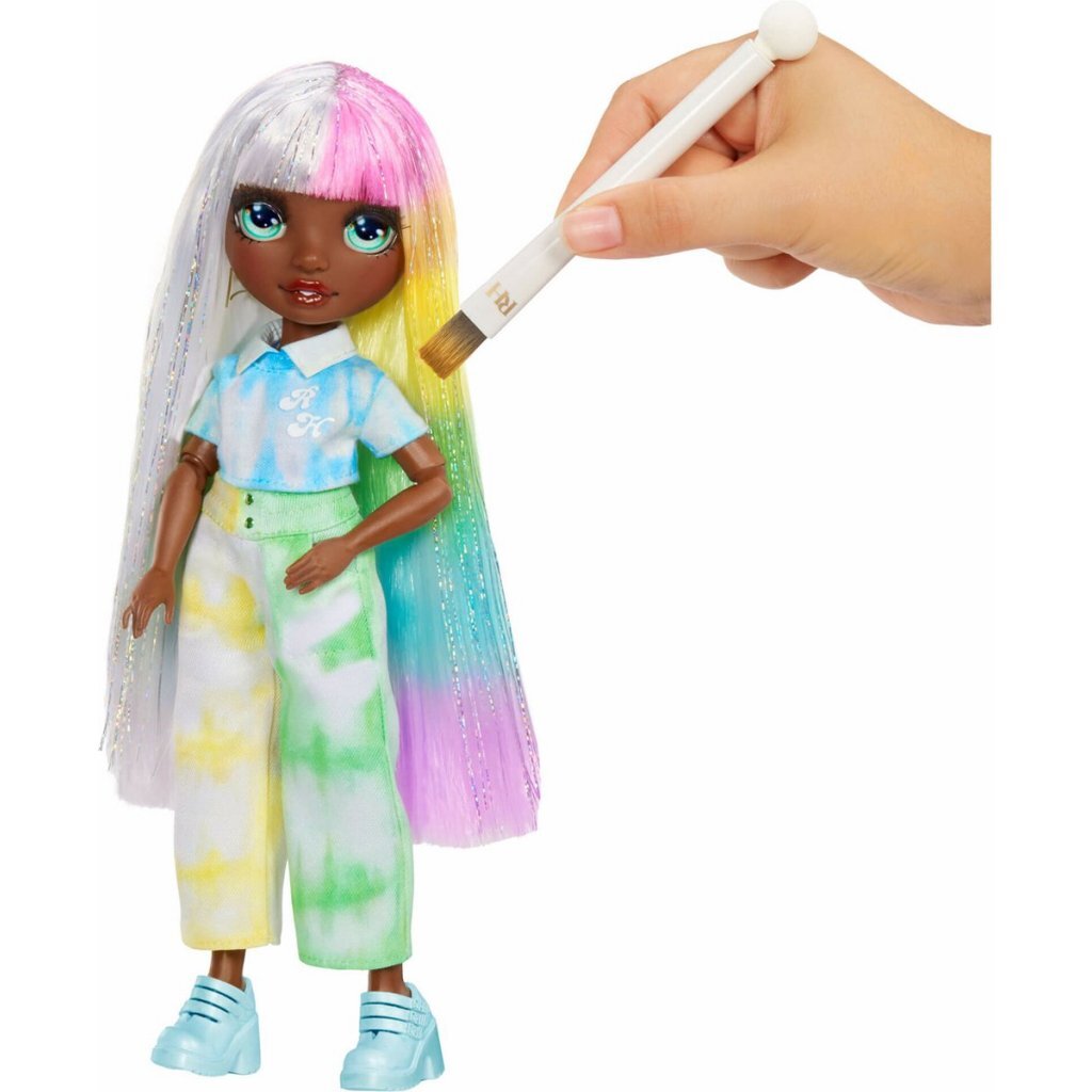 Rainbow High Watercolor &Amp; Create Green Eyes