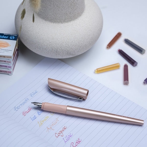 Schneider S-163706 Kalligrafie Vulpen Callissima Abrikoos 1,1Mm