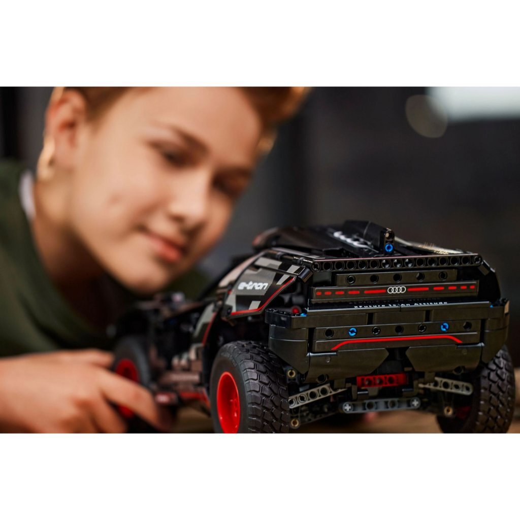 Lego Technic 42160 Audi Rs Q E-Tron