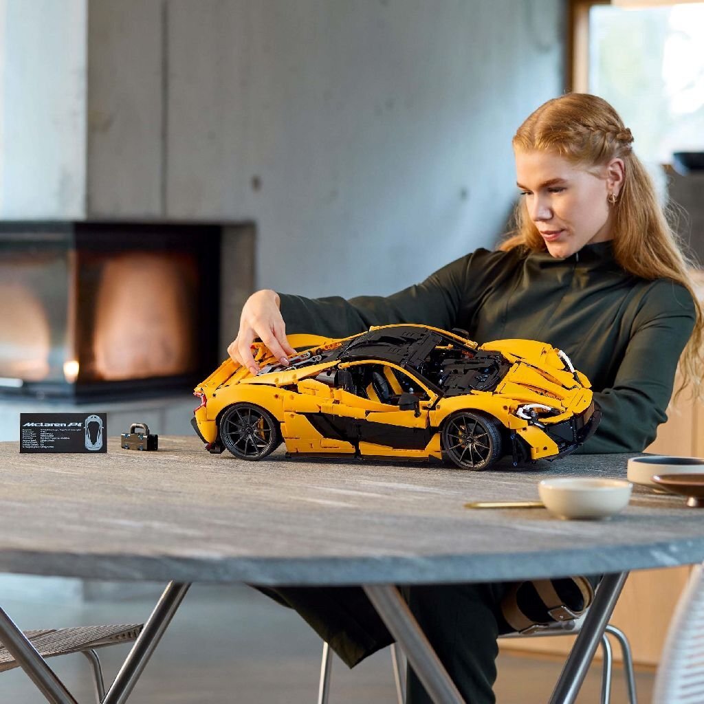 Lego Technic 42172 Mclaren P1 Hypercar