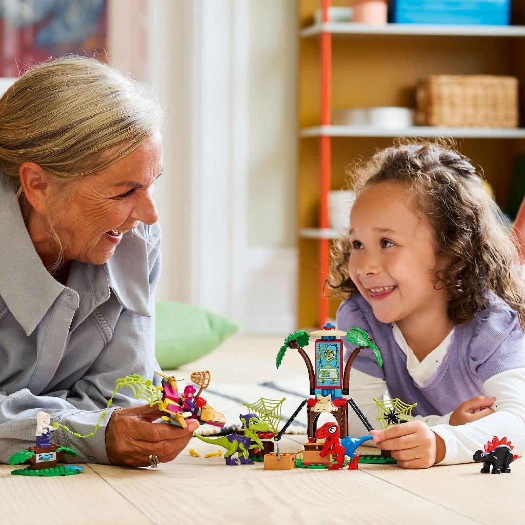 Lego Spidey And Friends 11200 Spidey En Gobby'S Raptorstrijd Bij De Boomhut