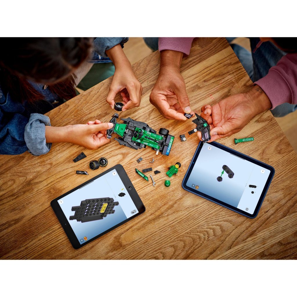 Lego Speed Champions 77245 Aston Martin Aramco F1 Amr24 Racewagen