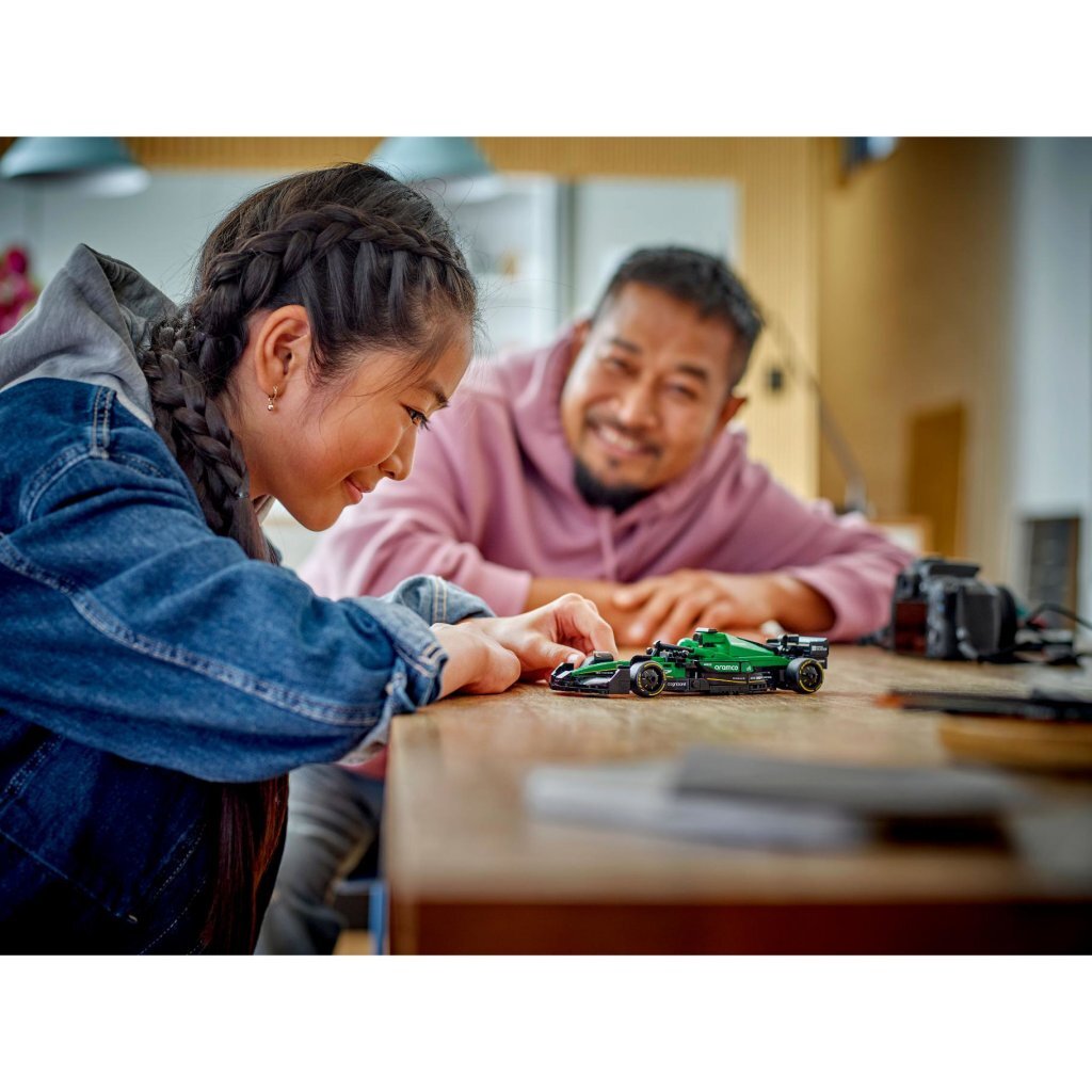 Lego Speed Champions 77245 Aston Martin Aramco F1 Amr24 Racewagen