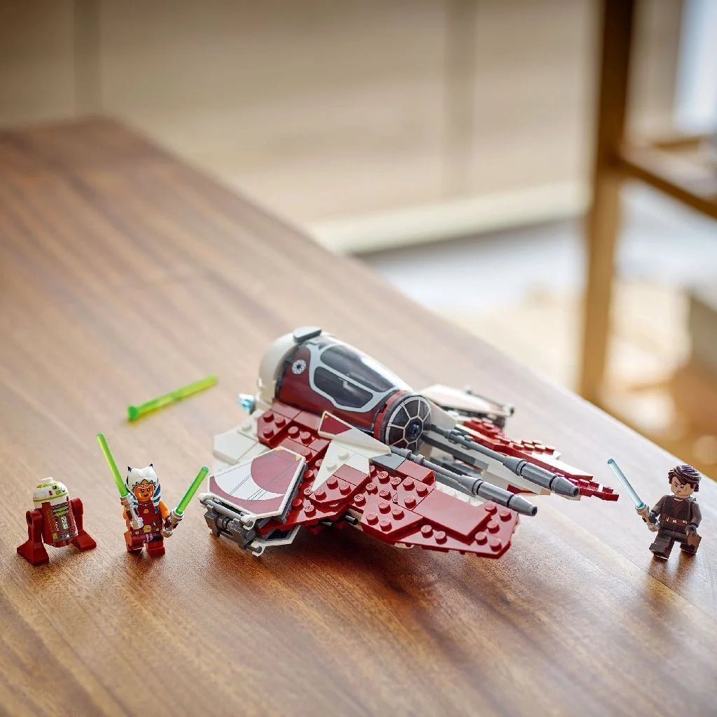 Lego Star Wars 75401 Ahsoka'S Jedi Interceptor