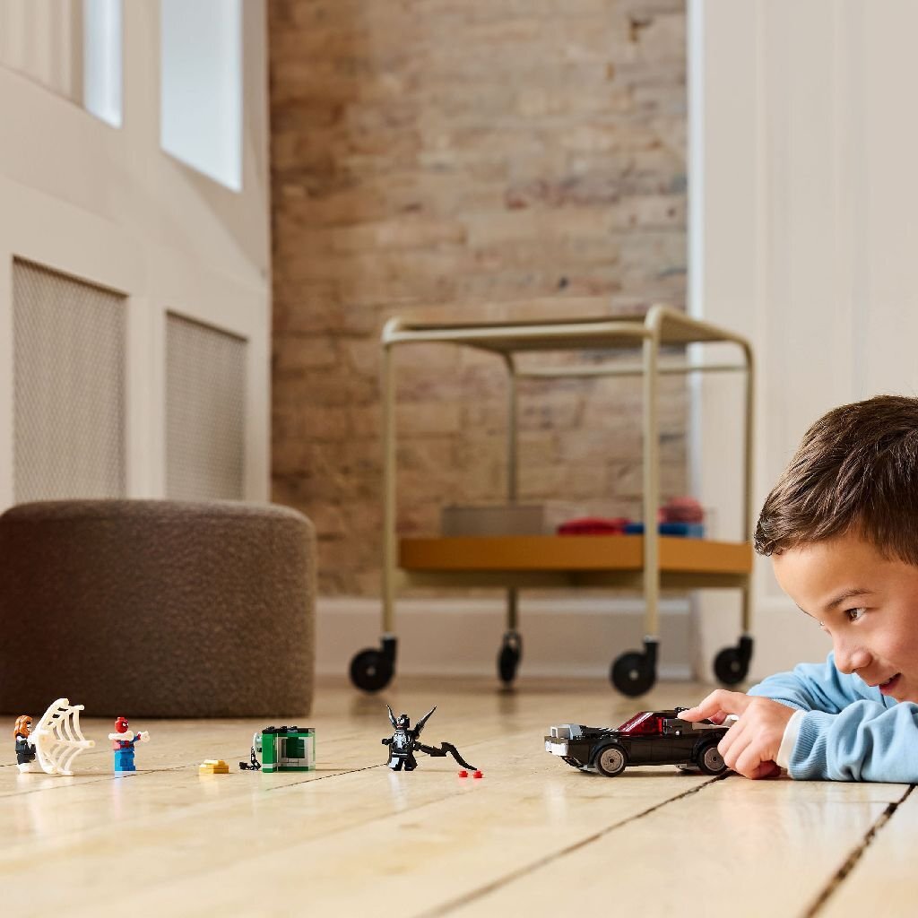 Lego Super Heroes 76309 Marvel Spiderman Vs Venoms Klassieke Auto