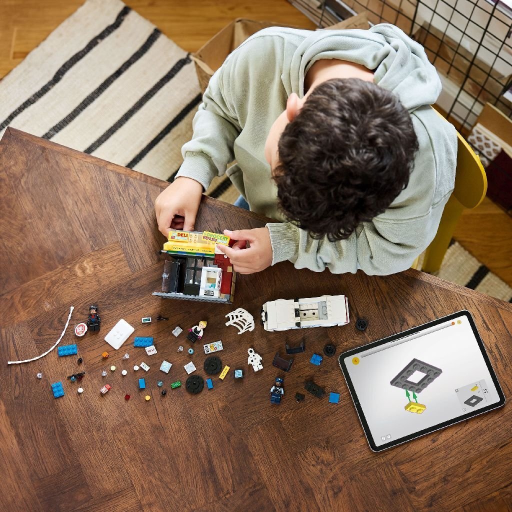 Lego Super Heroes 76311 Marvel Spider-Verse Miles Morales Vs De Spot