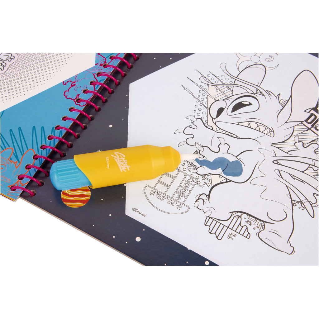 Disney Stitch Water Kleurboek